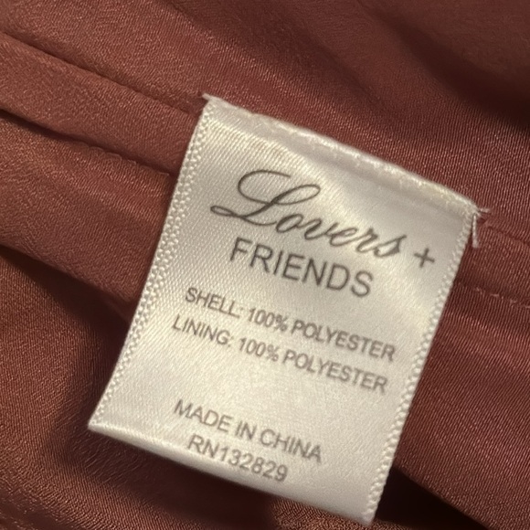 Lovers + Friends Life’s a Beach Mauve lace scalloped off the shoulder top blouse - Picture 8 of 9